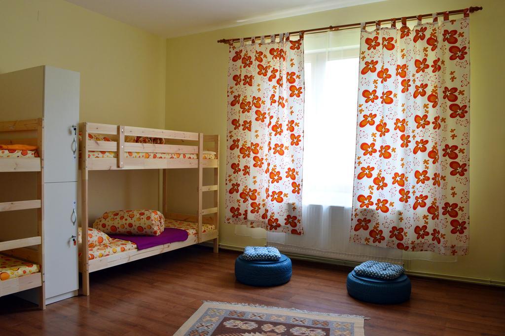 Exit Routine Hostel Тімішоара Екстер'єр фото