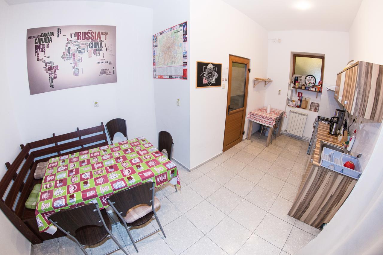 Exit Routine Hostel Тімішоара Екстер'єр фото
